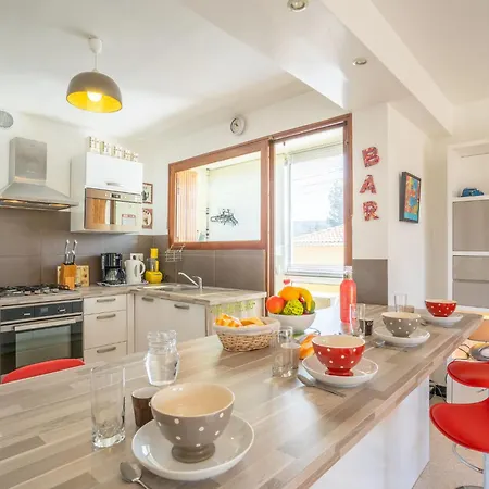 Le Paradou By Interhome 拉西约塔