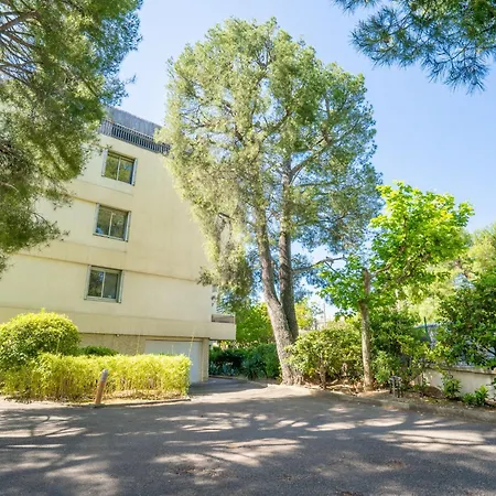 Le Paradou By Interhome